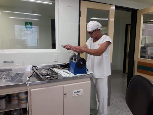 Marcación laser por instrumento